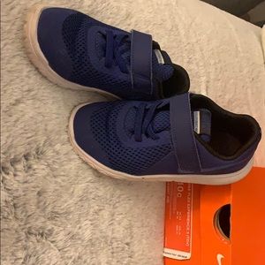 Used Nike Flex Experience Size 10 Toodlers